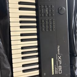 Roland XP-80 Synthesizer Workstation 