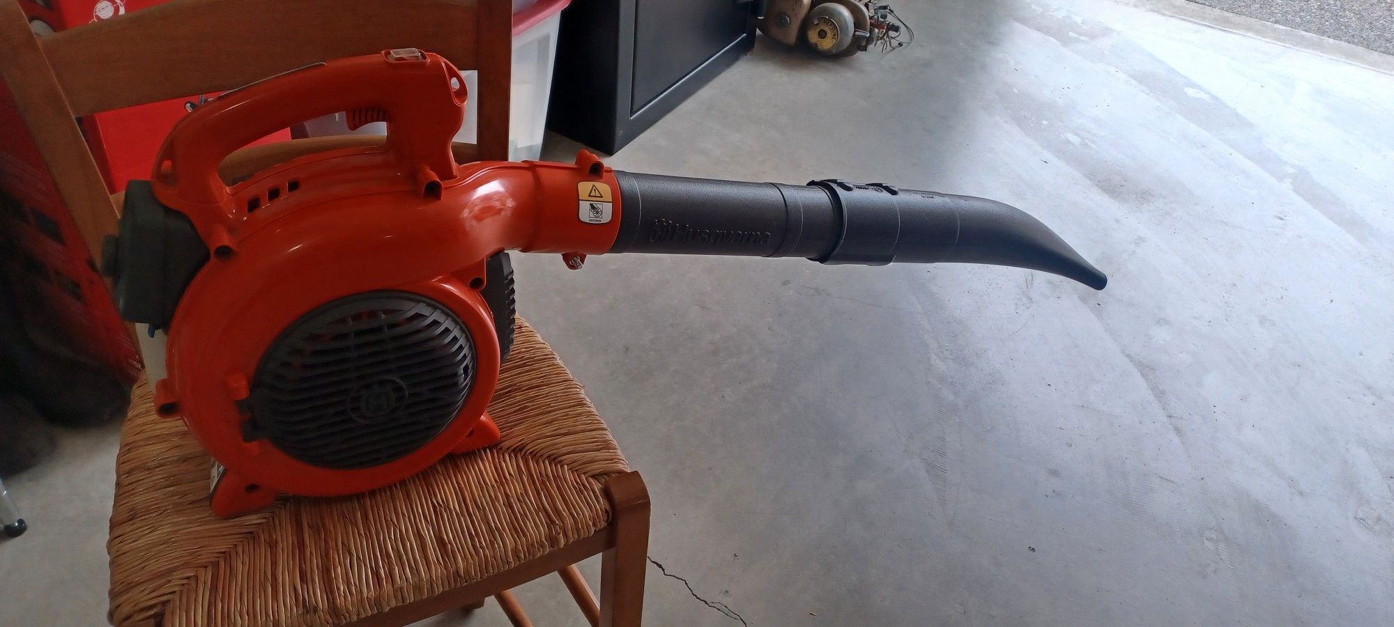 New Husqvarna 125b Leaf Blower.