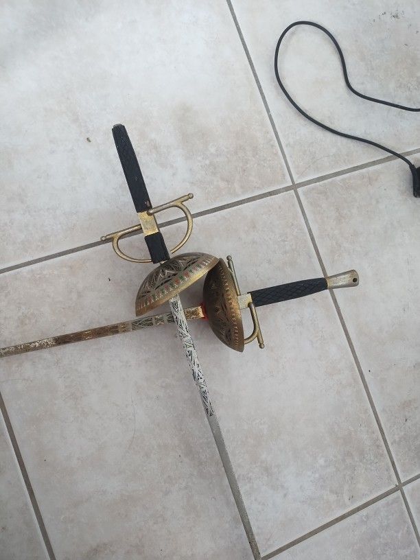 Sword Old From The Renaissance. Not Sharp ππ»ββοΈ