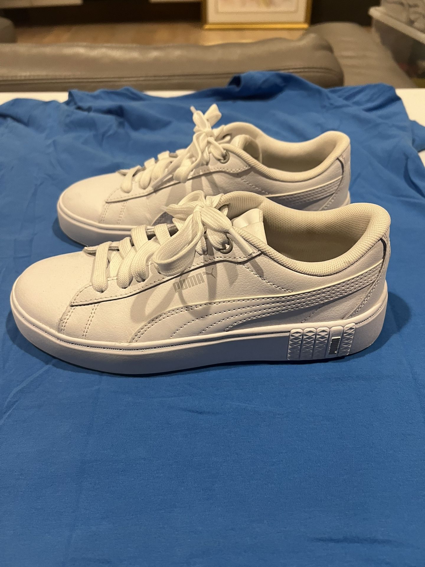 Women’s Puma Athletic Shoes - Like New Size8.5