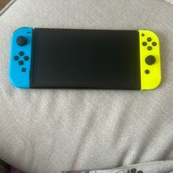 Hi this is a new version of a regular nintendo that has a pled screen and a bigger screen and more storage.