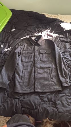 Gorge medium button up jacket new