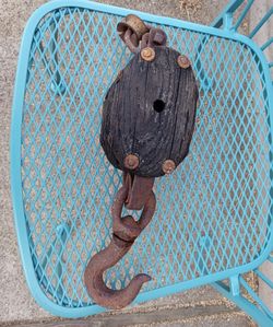 VINTAGE BOAT OR FARMHOUSE PULLEY