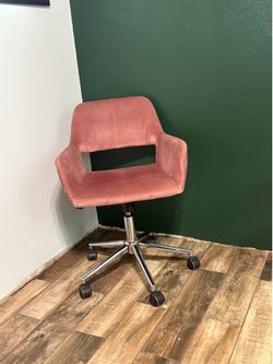 Pink Desk Chair