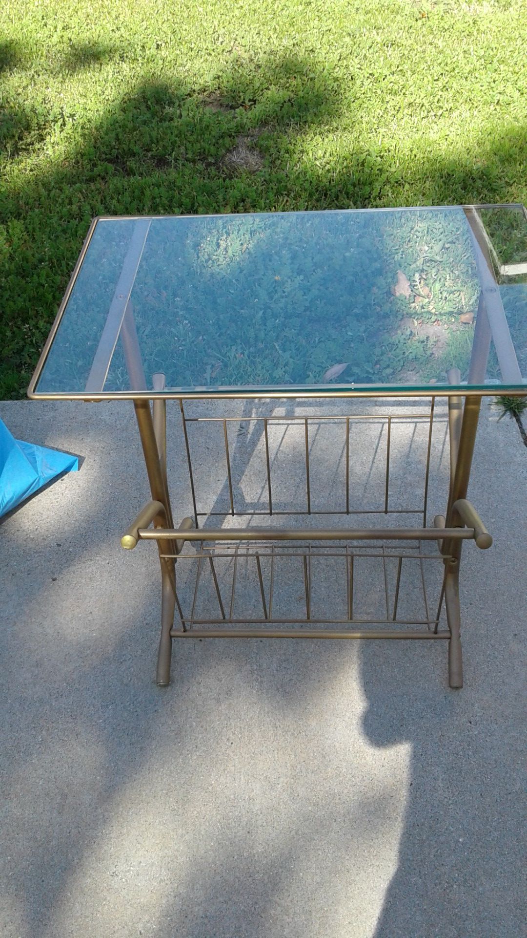 VINTAGE metal and glass top table/magazine rack