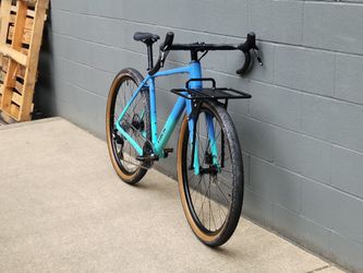 2027 Trek Checkpoint ALR 5 medium