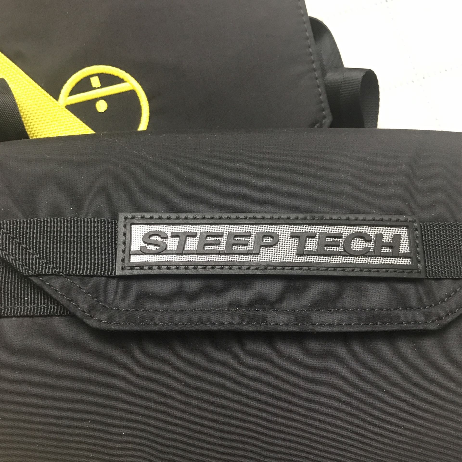 TNF The North Face Sample Steep Tech Chest Pack