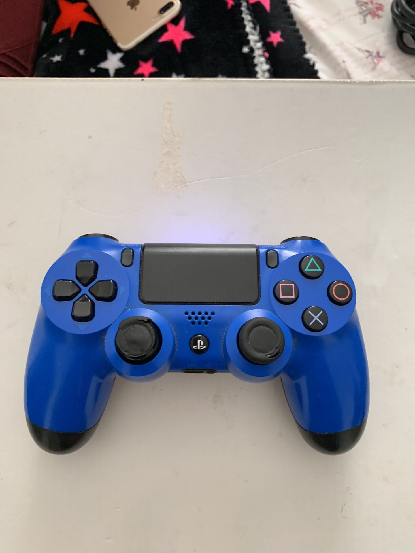 PS4 blue controller