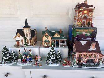 Heartland Valley Village Christmas Village Collection
