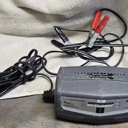 Battery Charger 