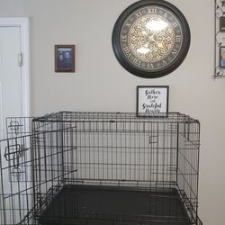 Large Dog Kennel With Black Tray 
