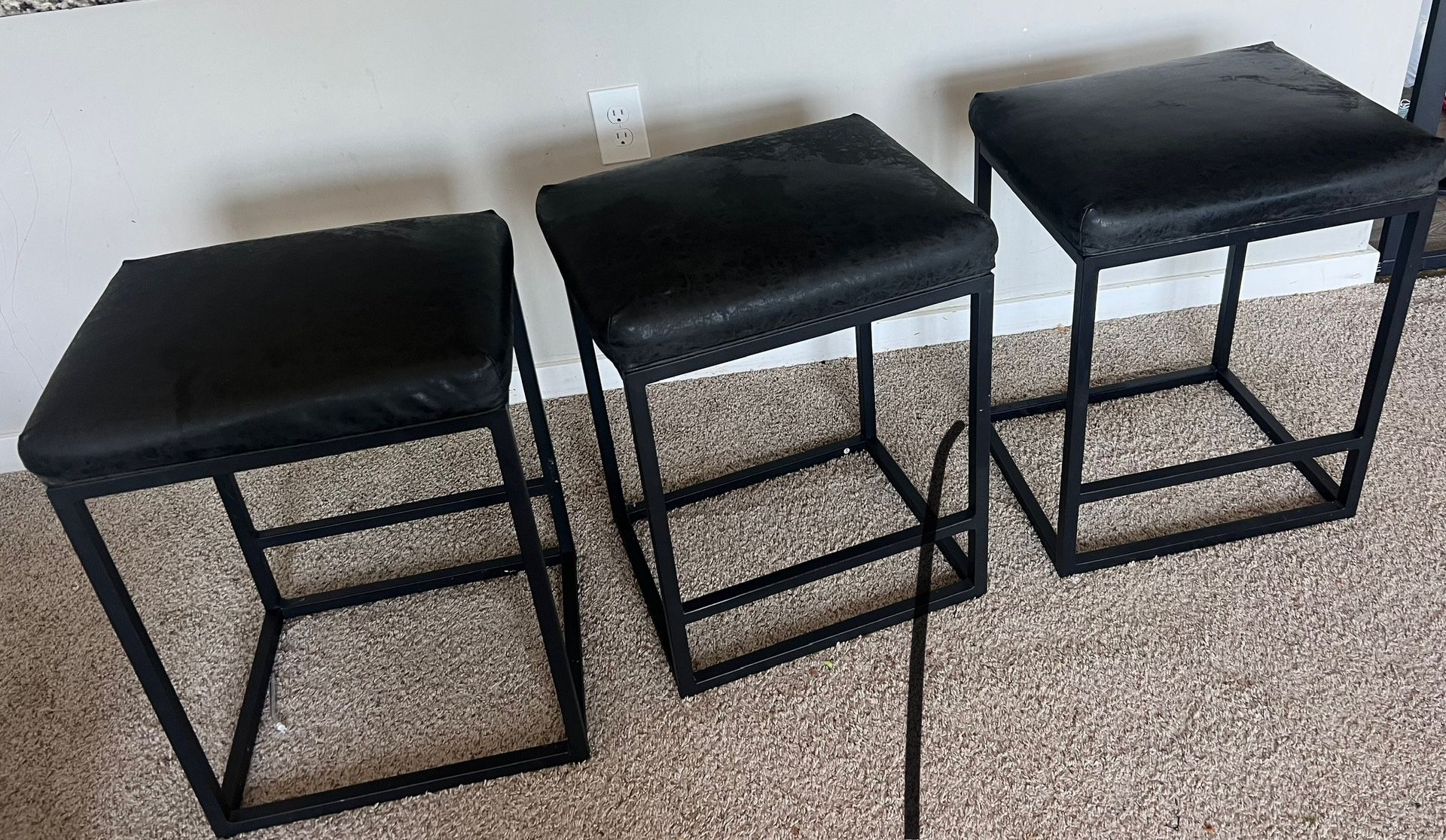 Set of 3 Black Counter Stools – Modern Metal Frame