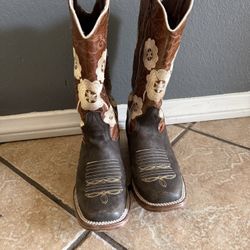 Boots  Size 4 Hecho En México 