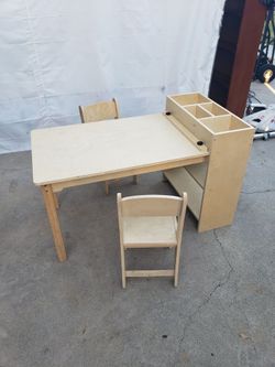 Kids Craft Art Table