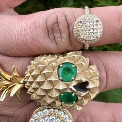 14k Gold Women’s Diamond Ring, Size 7, Price Is Firm. 