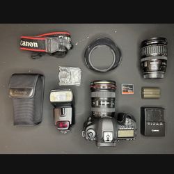 Canon 5D Mark iii + Canon 17-40mm, Flash & Extras