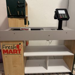 Melissa and Doug Fresh Mart