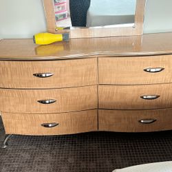 Five piece bedroom set king size