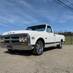1969 GMC Sierra C1500 (Mrs. Pearl)