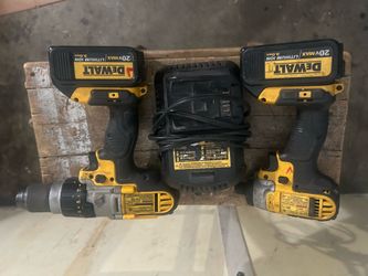 DeWalt drill set