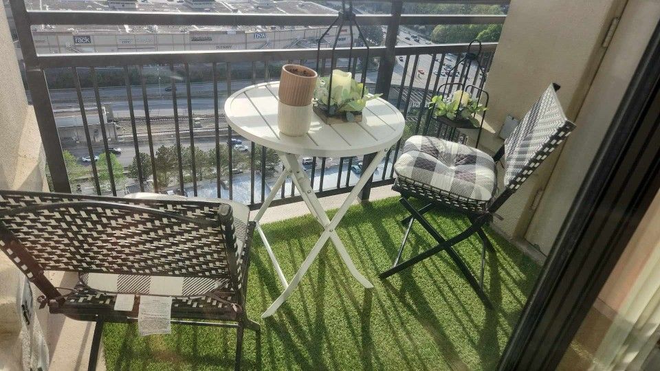 Misc Household Furniture And Decor