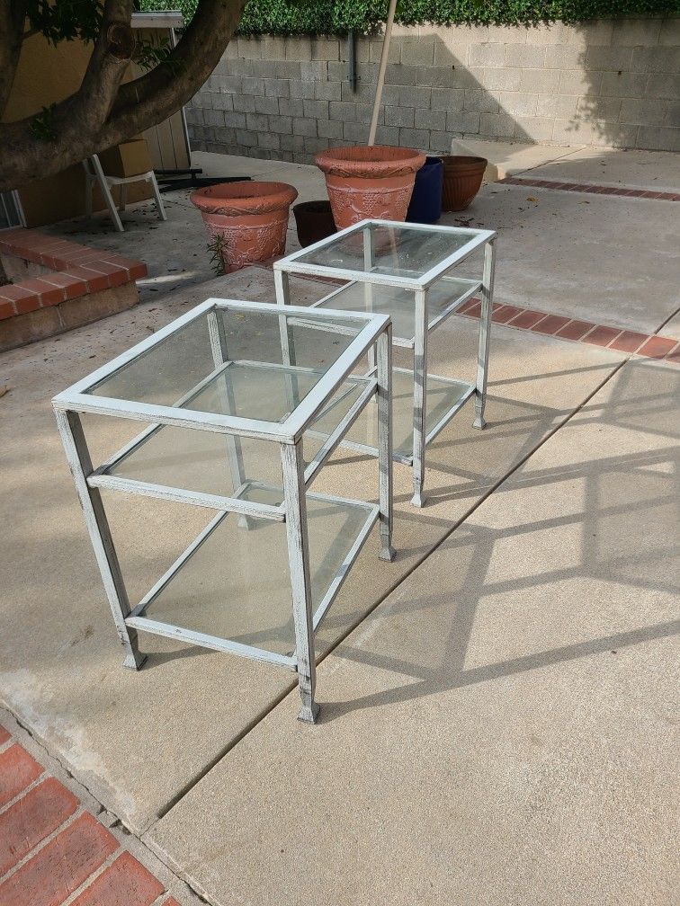 End Tables In/outdoors