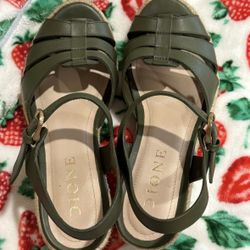 Platform Wedges 6.5 (Like New)