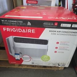 Frigidaire Window Ac Unit. 14300 Btu. Brand New 
