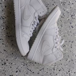 Men's Air Jordans 1 Mid