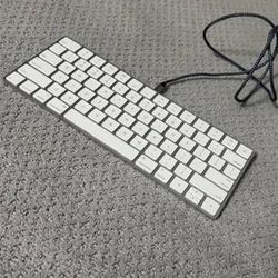 Genuine APPLE KEYBOARD Magic Wireless Rechargeable BlueTooth iMac Mac