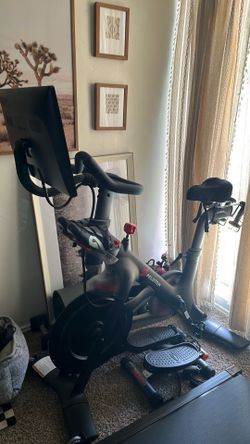 Peloton Bike – Excellent Condition – $650 OBO