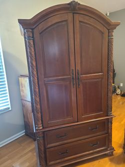 Large entertainment Armoire