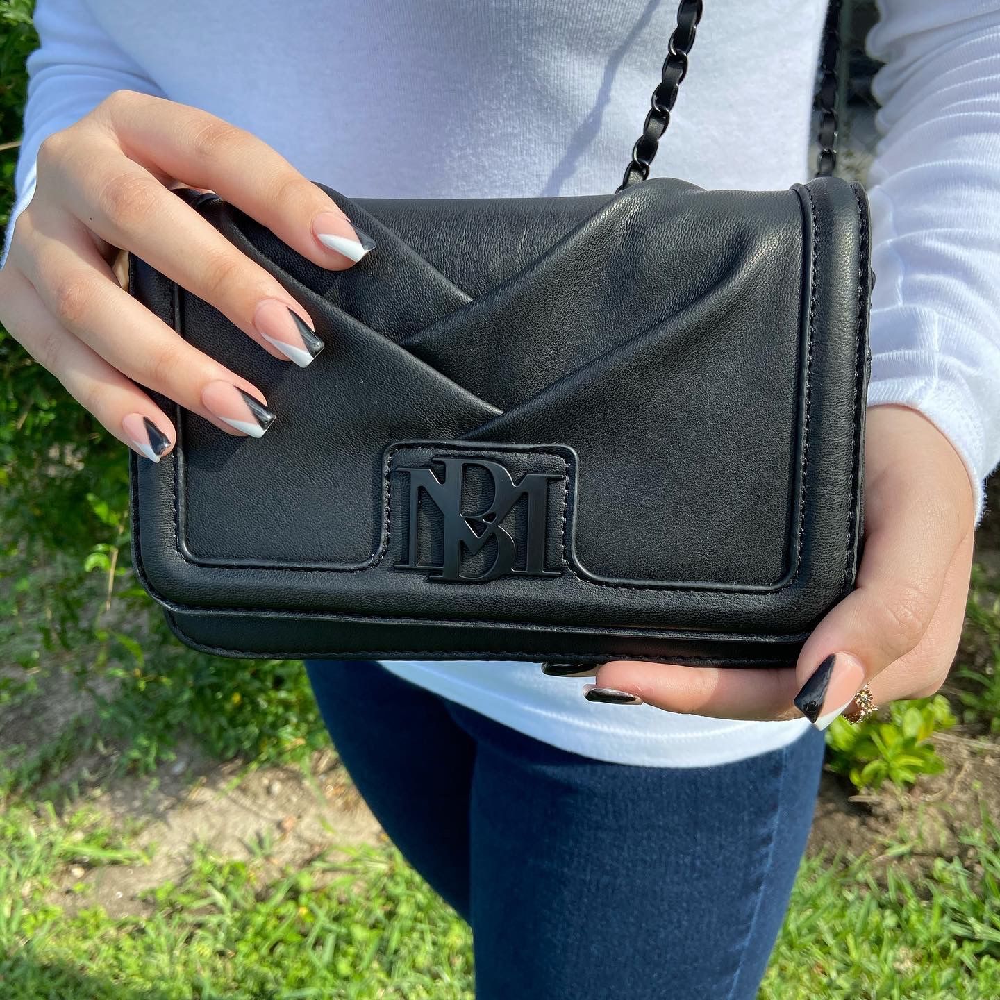 NEW Badgley Mischka Leather Black Handbag