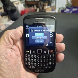 BlackBerry Curve Metro PCS Version - No Charging Cable, See Pictures For Condition