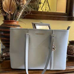 New Michael Kors Pale Blue Saffiano Leather Multifunction Travel Tote Bag 