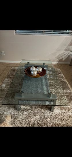Table + side table