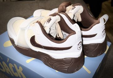Nike Zoom Field Jaxx Travis Scott Light Chocolate 