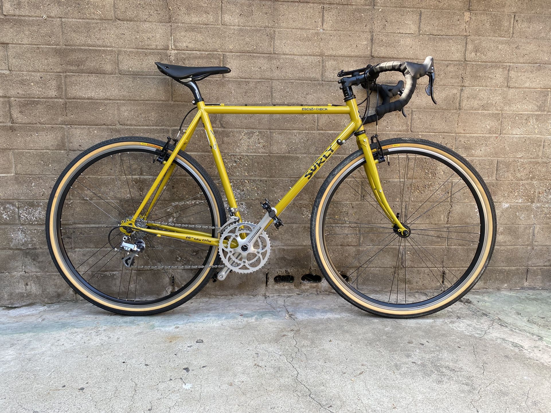56cm Surly Cross Check