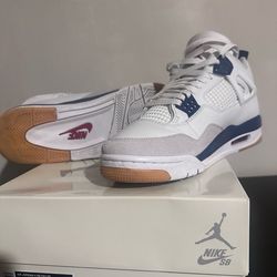 Nike SB x Air Jordan 4 Retro SP Navy Men's Size 9.5 DR5415-100