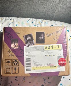 Brand New BTS Layover V Solo Album Pick Up Only