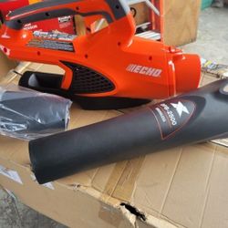 New ECHO  eFORCE 56V 151 MPH 526 CFM Cordless Battery Powered Handheld Leaf Blower (Tool Only) Retails $150 With Taxes!