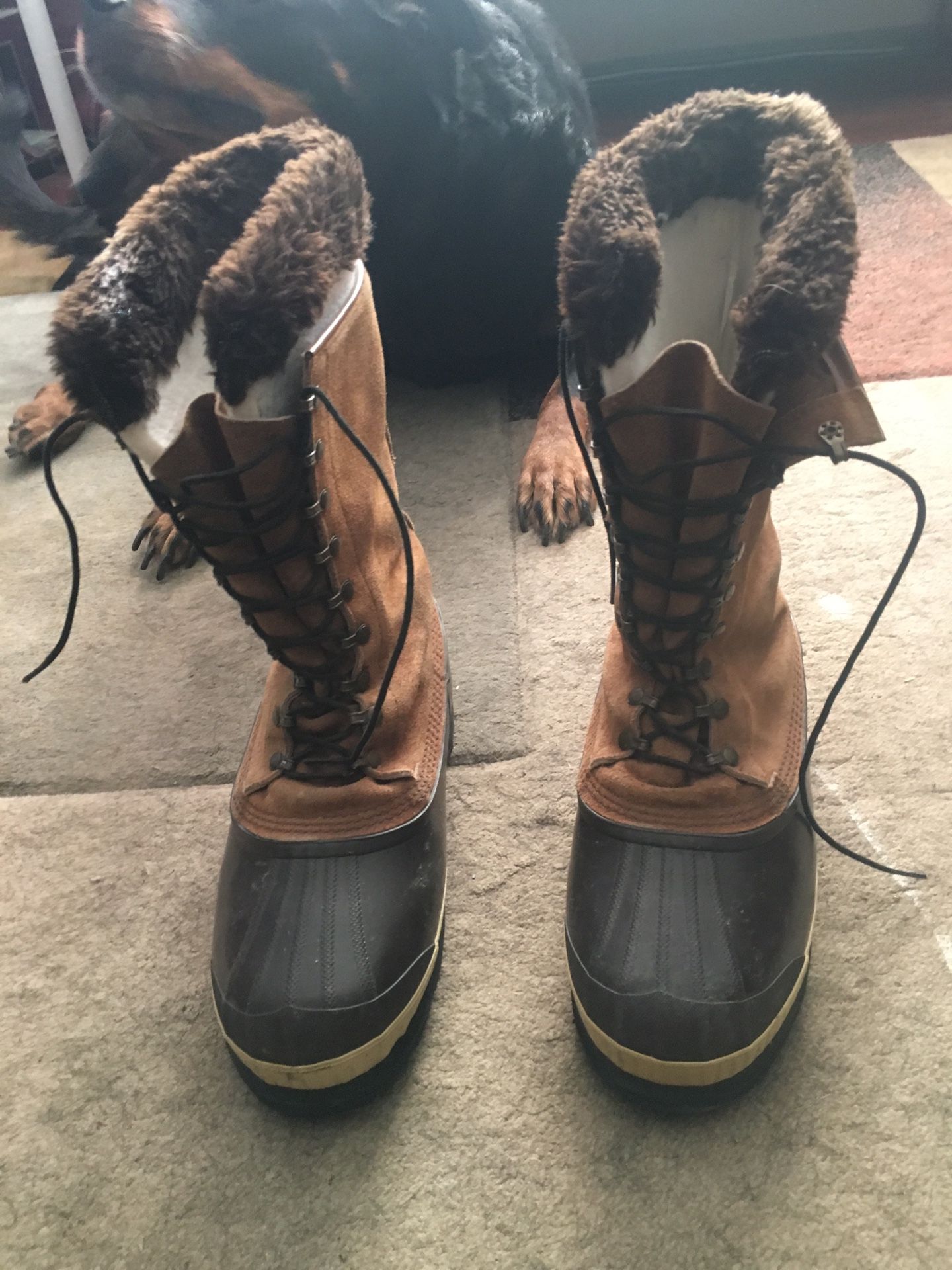 Sorels winter extreme boots size 10 and half