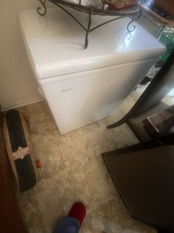 Deep freezer used very good condition