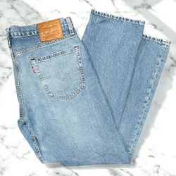 Levi’s Premium Men's 502 Straight Leg Light Wash Blue Jeans Size 34