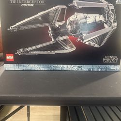 Lego Star Wars UCS Tie Interceptor Set 75382