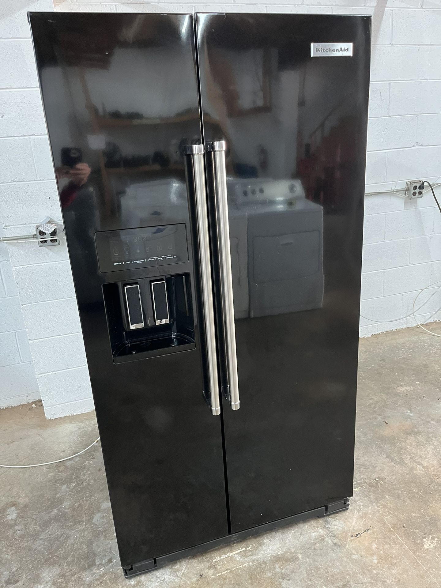 KITCHENAID BLACK SIDE BY SIDE REFRIGERATOR WITH WORKING ICE MAKER 