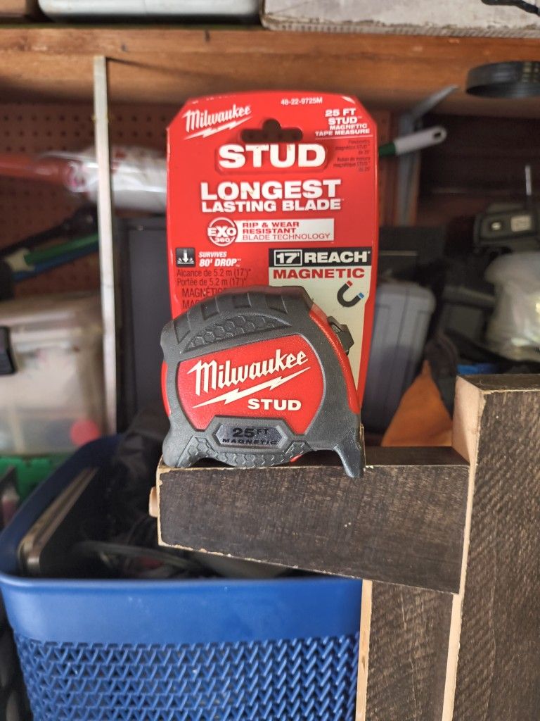 Milwaukee Stud 25 Ft Magnetic Tape Measure