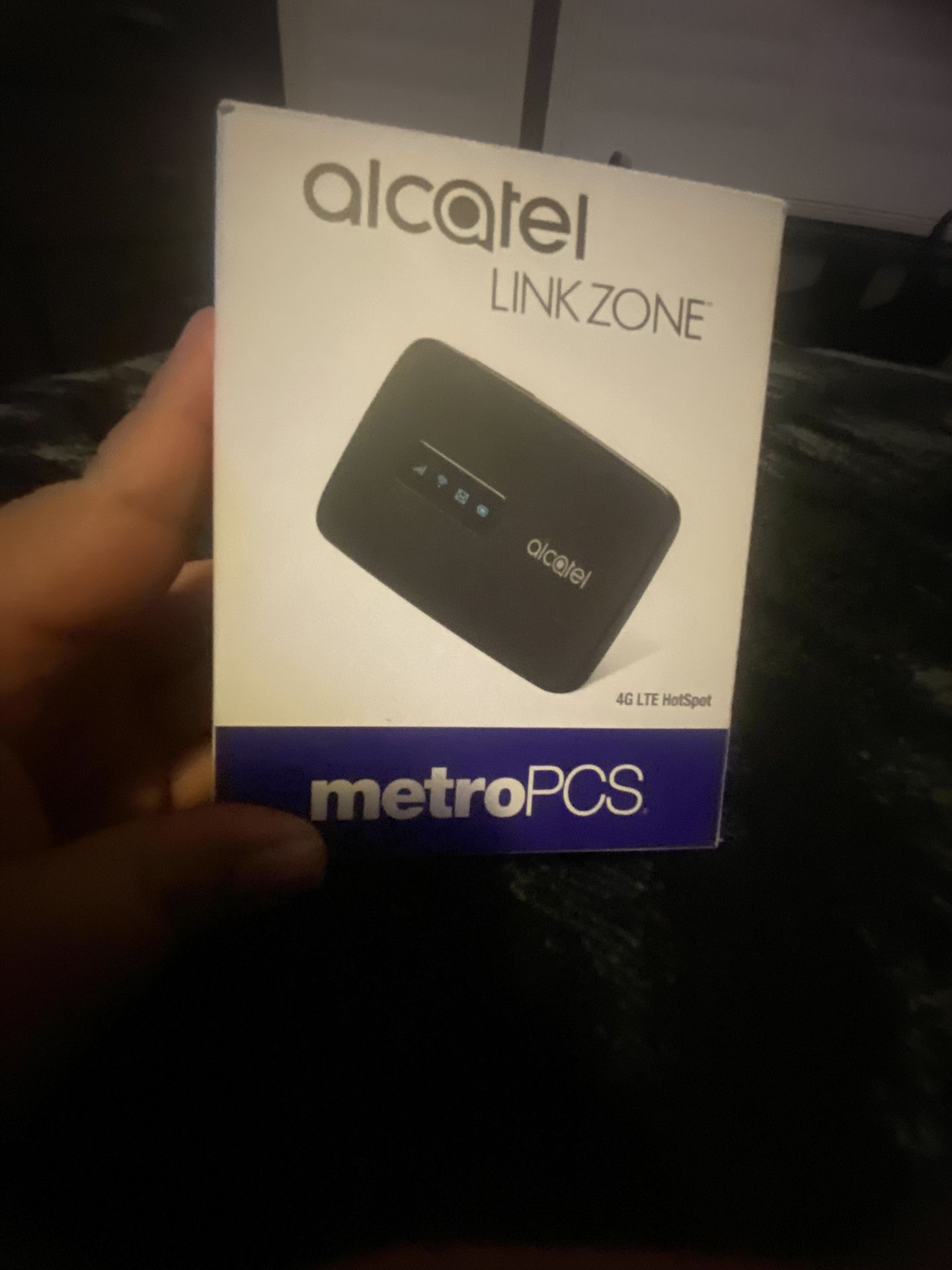 Alcatel LINKZONE mobile Wi-Fi hotspot for MetroPCS