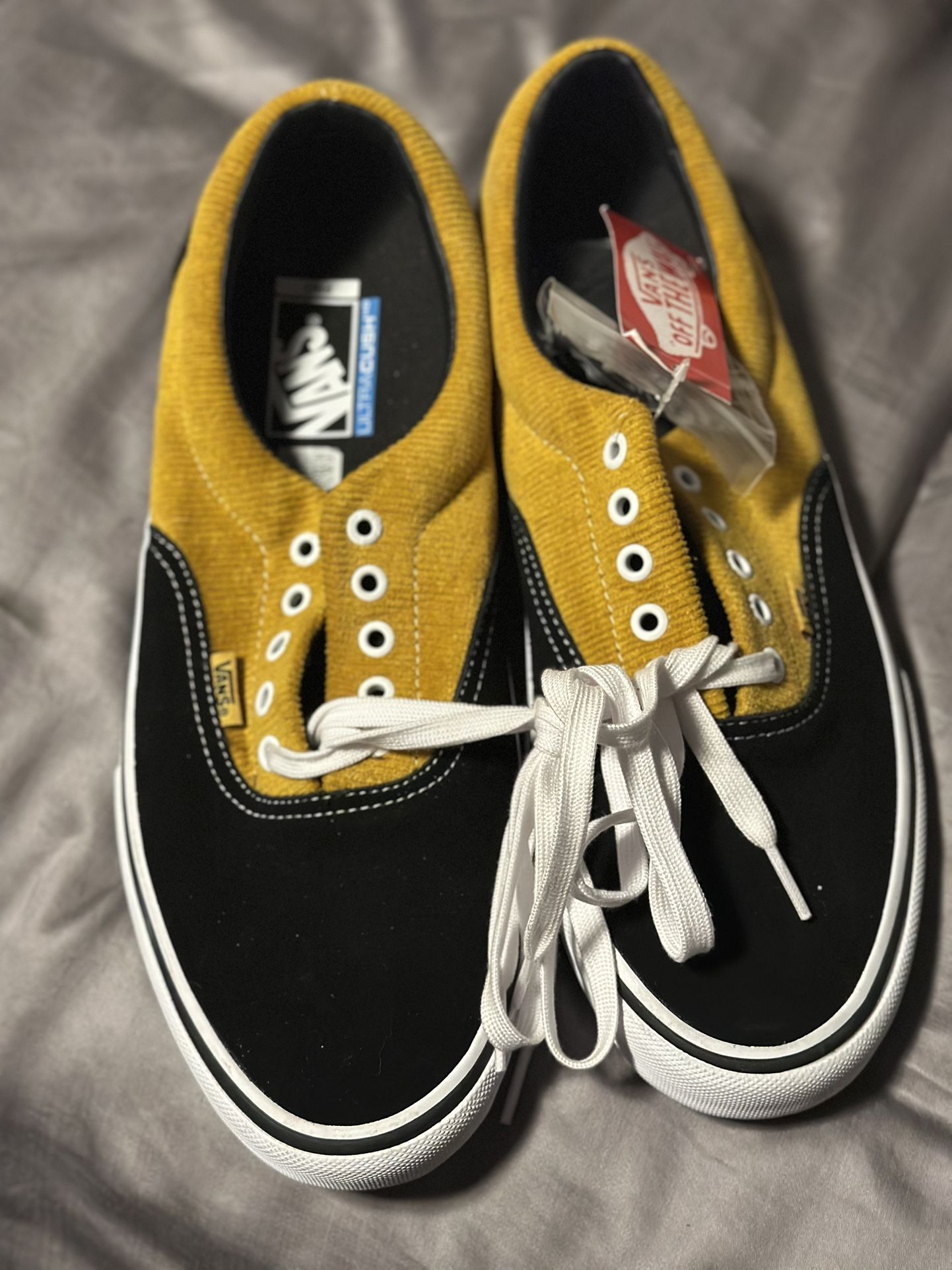 Vans Ultracush Pro Yellow Corduroy Black Suede Size 12 Men