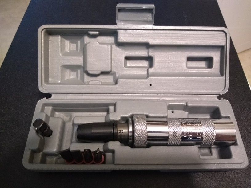 Impact Type Driver No. 2500, Case & 4 Bits